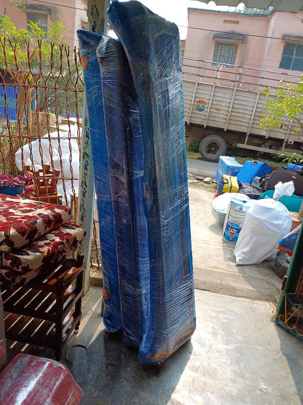 Study Desks, Executive Chairs & Electronics Packed - Sri Laxmi Packers and Movers Mancherial